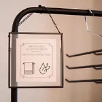 The Host Hostel Πάρμα