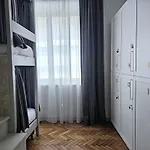 The Host Πάρμα