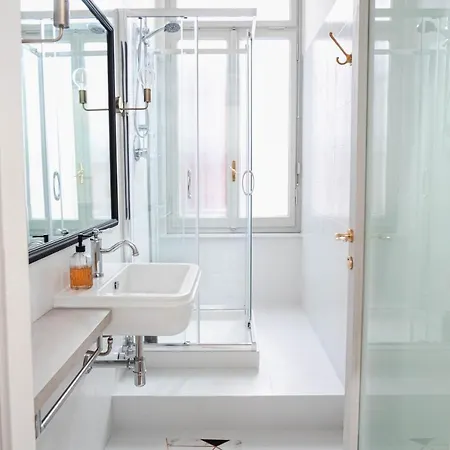 The Host Albergue Parma