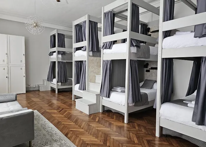 Hostel The Host Parma